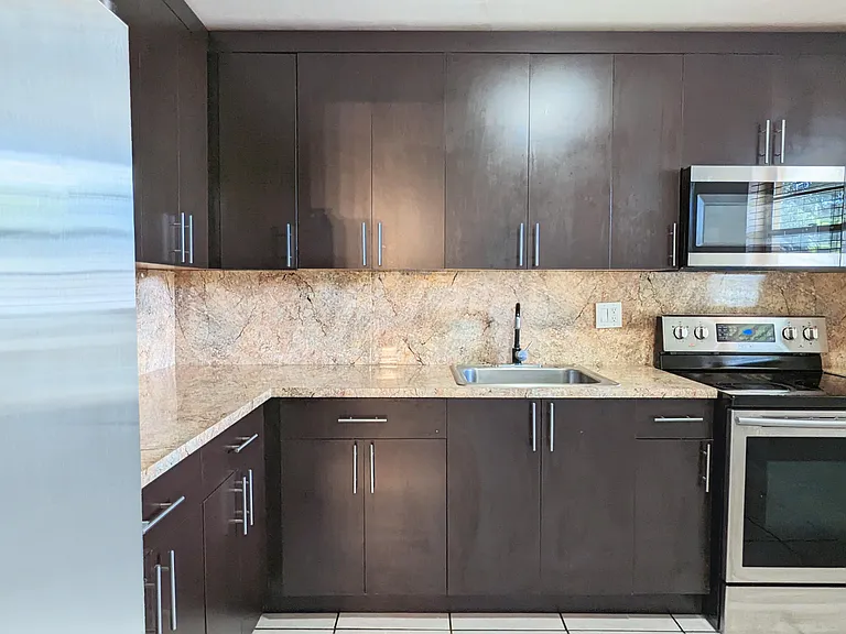 3253 Foxcroft Rd #210 — Photo 8