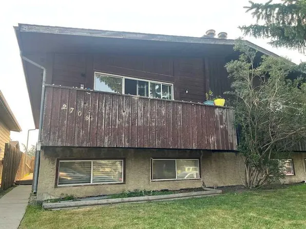 2706 W 46th St SE, Calgary, AB T2B 2N8