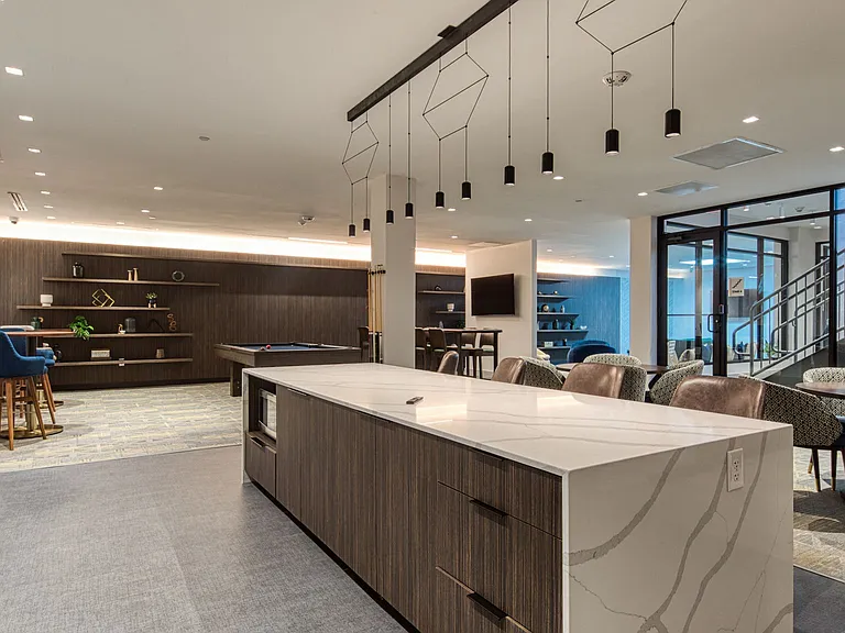 Social Lounge Kitchen to Entertain