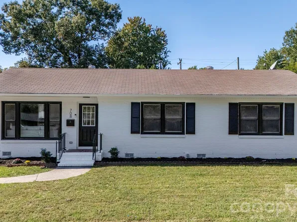 708 Aintree Rd, Charlotte, NC 28215