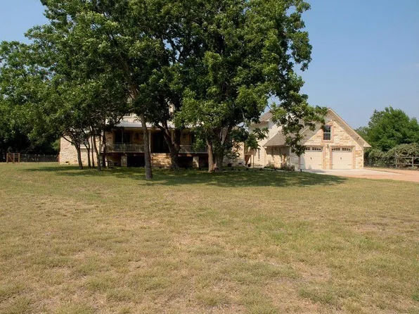 905 S Gabriel Dr, Leander, TX 78641