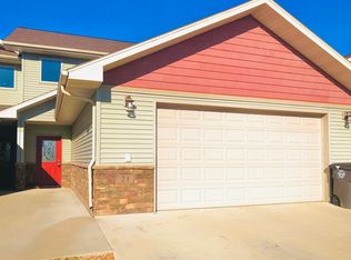 21 & 23 Hanfield Court, Surrey, ND 58785