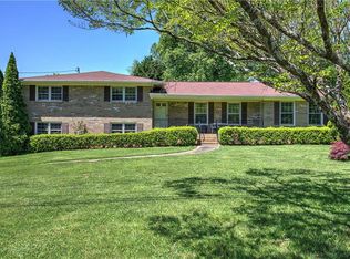 2815 Foothill Trl, Marietta, GA 30066