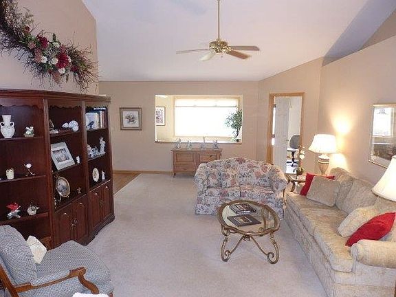3rd image of 7001 Waxwing Cir