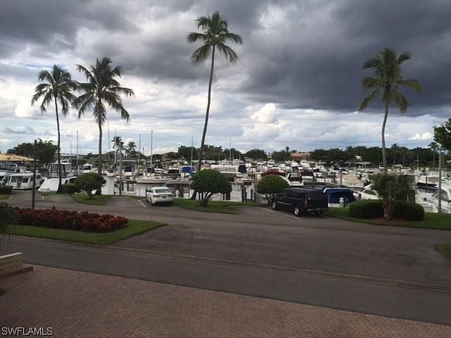 1st image of 4850 Dockside Dr APT 201