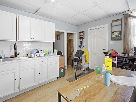 4th image of 2512 W Rogers STREET