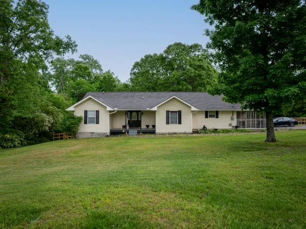 580 Wells Rd, Trenton, GA 30752