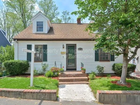 76 Granite St, Melrose, MA 02176