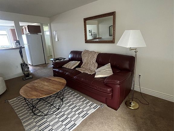 4th image of 1431 W Sunset Drive