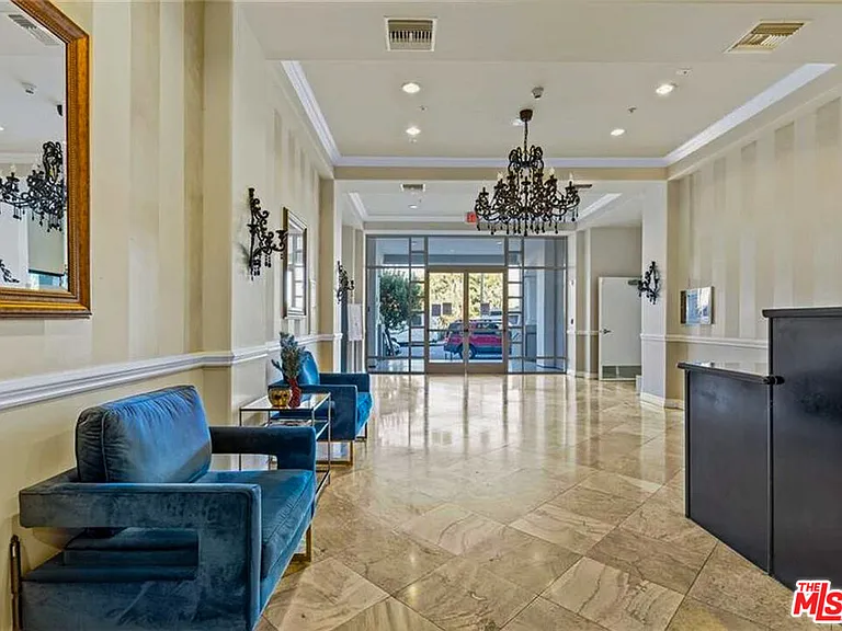 3750 W Santa Rosalia Dr #214 — Photo 63