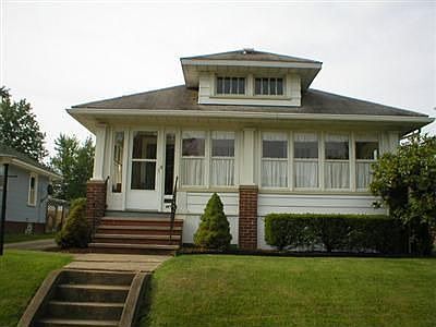 1st image of 587 W Oregon Ave