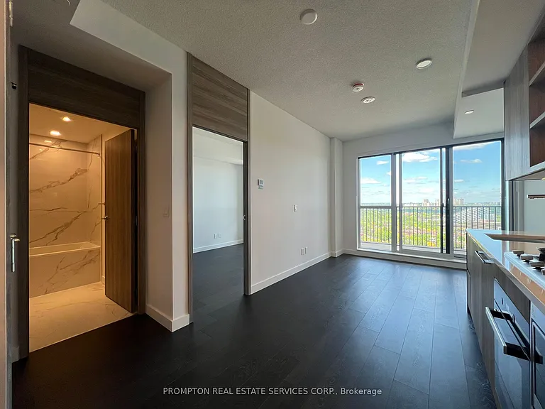 18 Esther Shiner Blvd #2309 — Photo 10