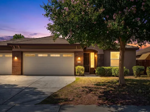 6311 Star Sapphire Dr, Bakersfield, CA 93313