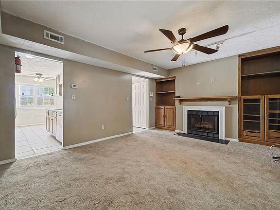 5th image of 51 Otsego Dr