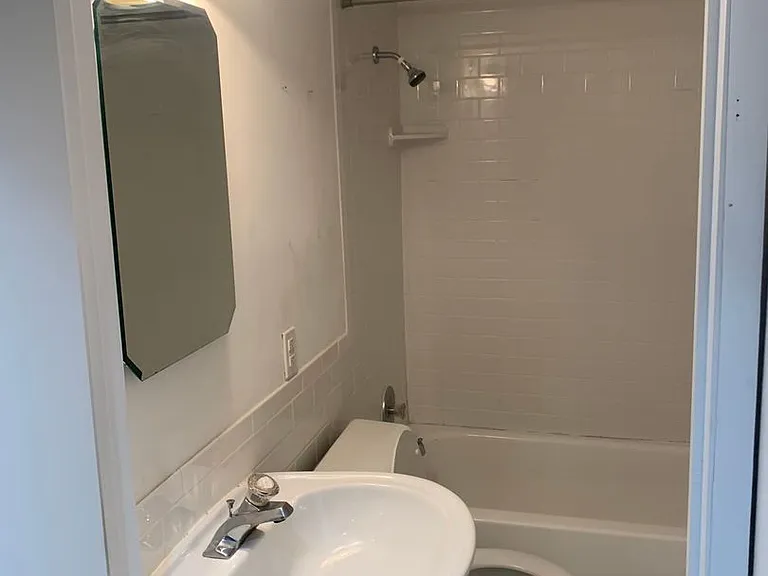 2308 Lombard Street — Photo 8
