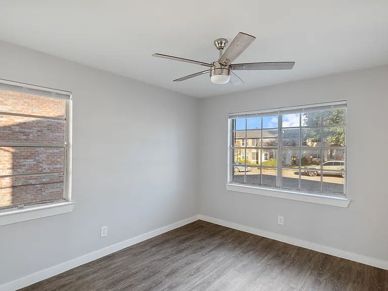 2717 Patricia Ln #B — Photo 10