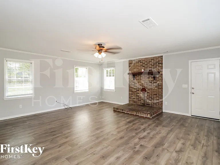 76 Hunters Cir — Photo 7