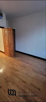 Rented by Batra Group Inc | media 22