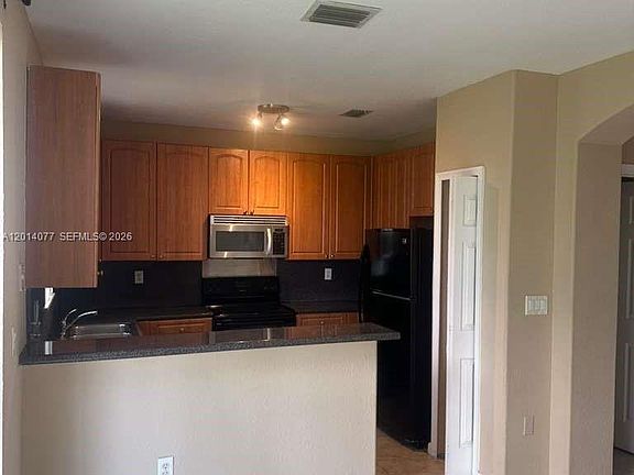 3rd image of 2913 SE 15th Rd #64