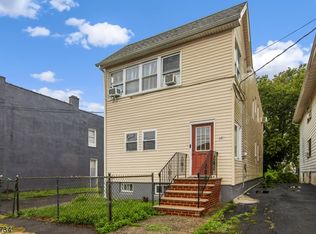 351 Nesbit Ter, Irvington, NJ 07111