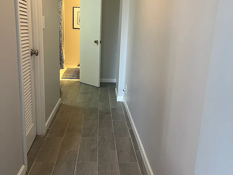 2200 NE 33rd Ave #3 — Photo 10