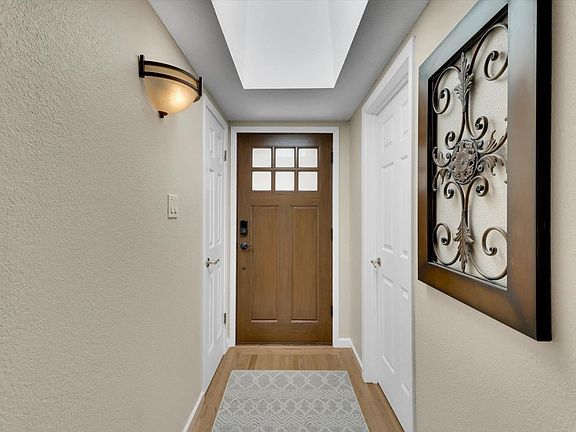 3rd image of 6215 Hopi Ct