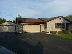 1st image of W232S7650 Woodland Ln