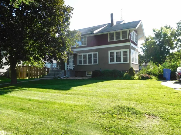 411 S Chestnut St, Jefferson, IA 50129