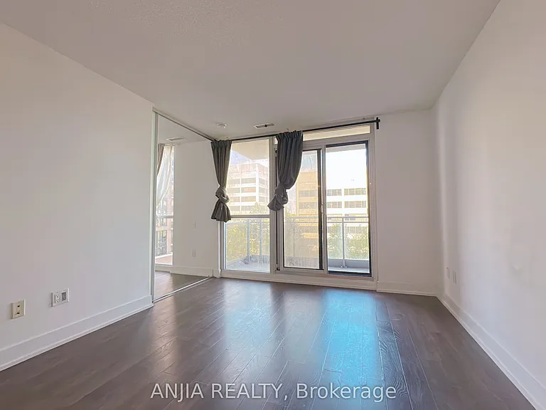 23 Sheppard Ave E #605 — Photo 3