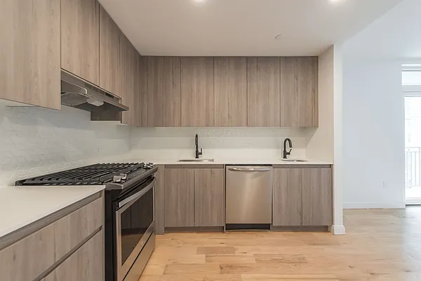 Rented by Hampshire Assets LLC | media 5