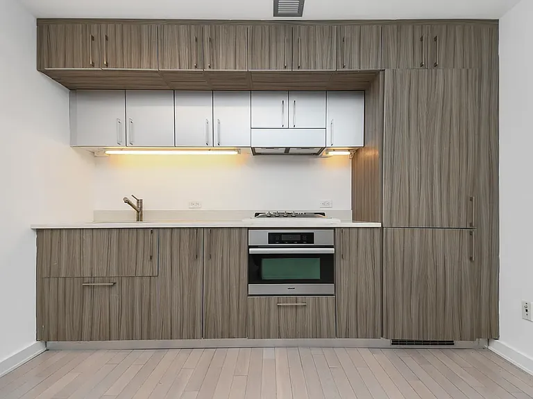 250 Bedford Ave #310 — Photo 3