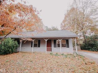 3920 Pine Shore Cir, Gainesville, GA 30501