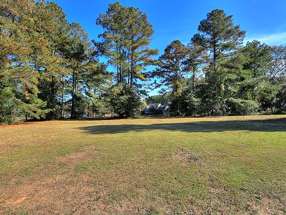 2nd image of 295 Idlelake Ct