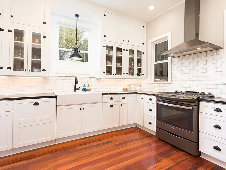 1115 Nolan St — Photo 11