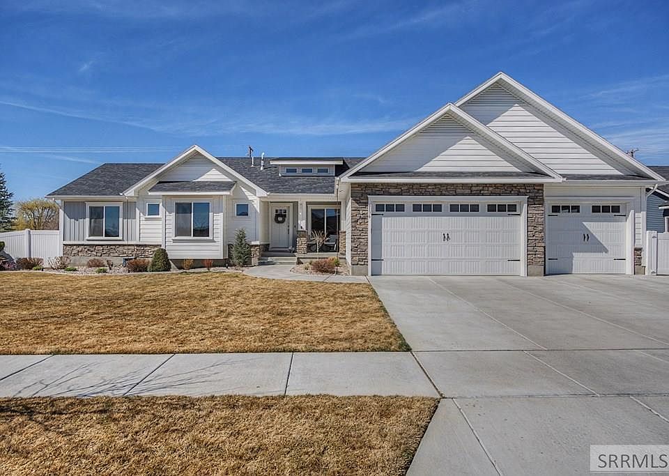 1st image of 6136 Glade Cir