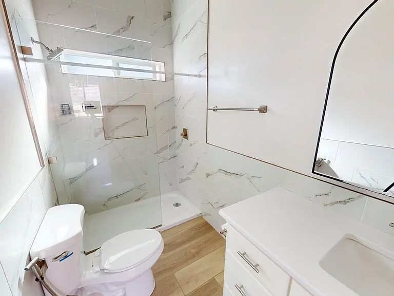 121 Glen Canyon Dr — Photo 13