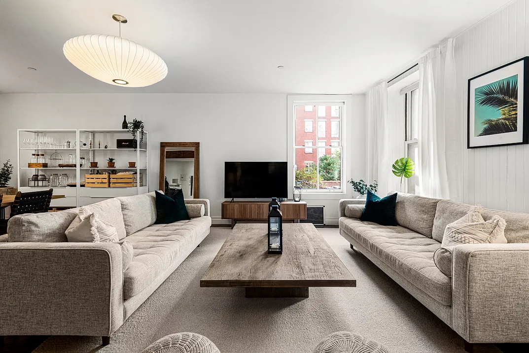 115 South Street — Photo 1