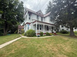 352 Church St, Putnam, CT 06260