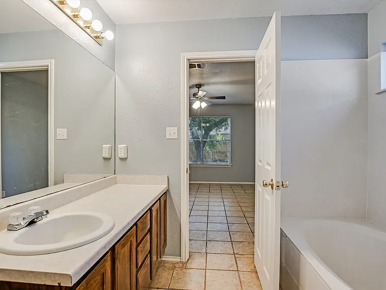 17253 Tobermory Dr — Photo 6