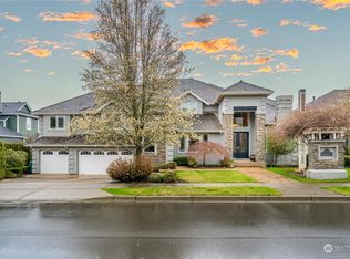 6926 Cascade Ave SE, Snoqualmie, WA