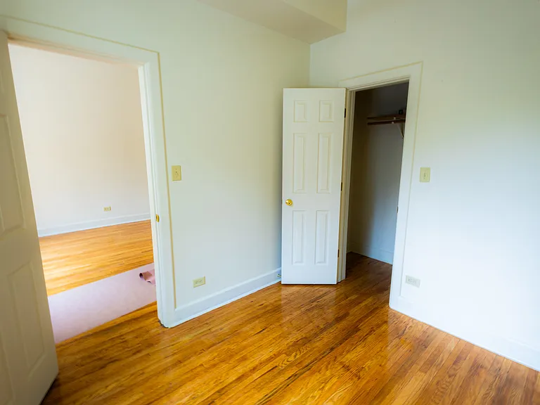 7250 S King Dr #1 — Photo 11
