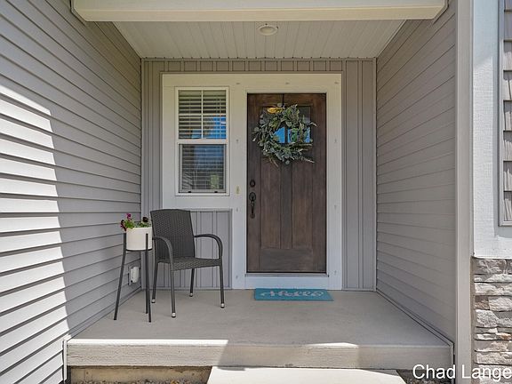 4th image of 9272 Shoreway Dr