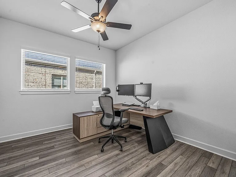 7415 Denali Dr — Photo 32