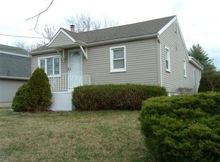 70 Groveville Rd, Trenton, NJ 08620