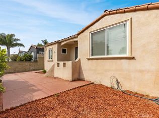 6715 8th Ave, Los Angeles, CA 90043