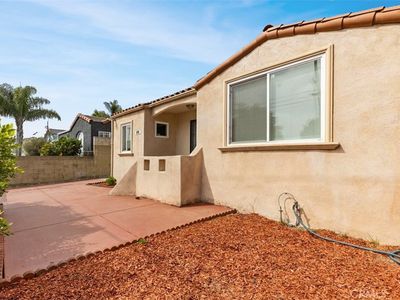 6715 8th Ave, Los Angeles, CA, 90043