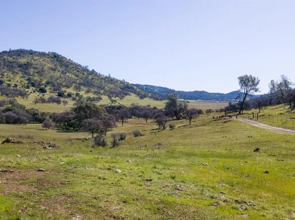 3 Hunt Rd, Copperopolis, CA 95228