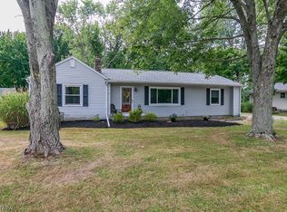 38488 Bell Rd, Willoughby, OH 44094