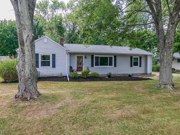 38488 Bell Rd, Willoughby, OH 44094