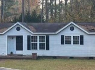 31 Honeysuckle Ct, Cameron, NC 28326